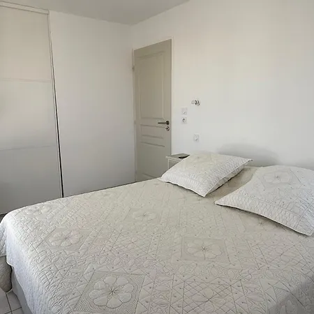 T2 Avec Terrasse Parking Et Cellier La Roseliere Lejlighed Le Grau-du-Roi